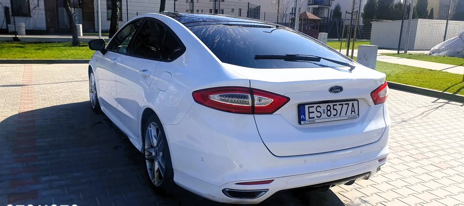 Ford Mondeo cena 63900 przebieg: 170000, rok produkcji 2017 z Bytów małe 92